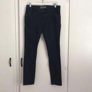 Old Navy Rockstar Dark Wash Skinny Jean